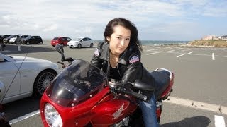 preview picture of video 'Biker Girl Touring HONDA CB750 RC42'