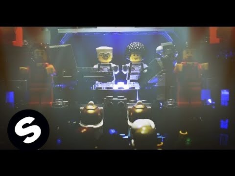 Manufactured Superstars - Zombies In Love (Official Music Video)
