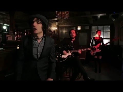 Jesse Malin - She Don't Love Me Now (Official Music Video)