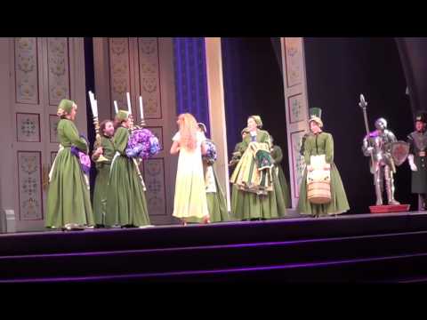 18th Video of Frozen Live at the Hyperion at Disney California Adventure (4/8/17)