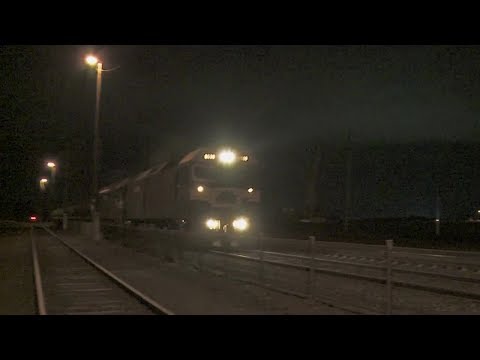 Broad Gauge Pacific National Grain Train - PoathTV Australian Railways