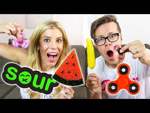 SOUR CANDY VS GIANT GUMMY CANDY FIDGET SPINNER CHALLENGE, PRANK TWIST! (DAY 161) Video