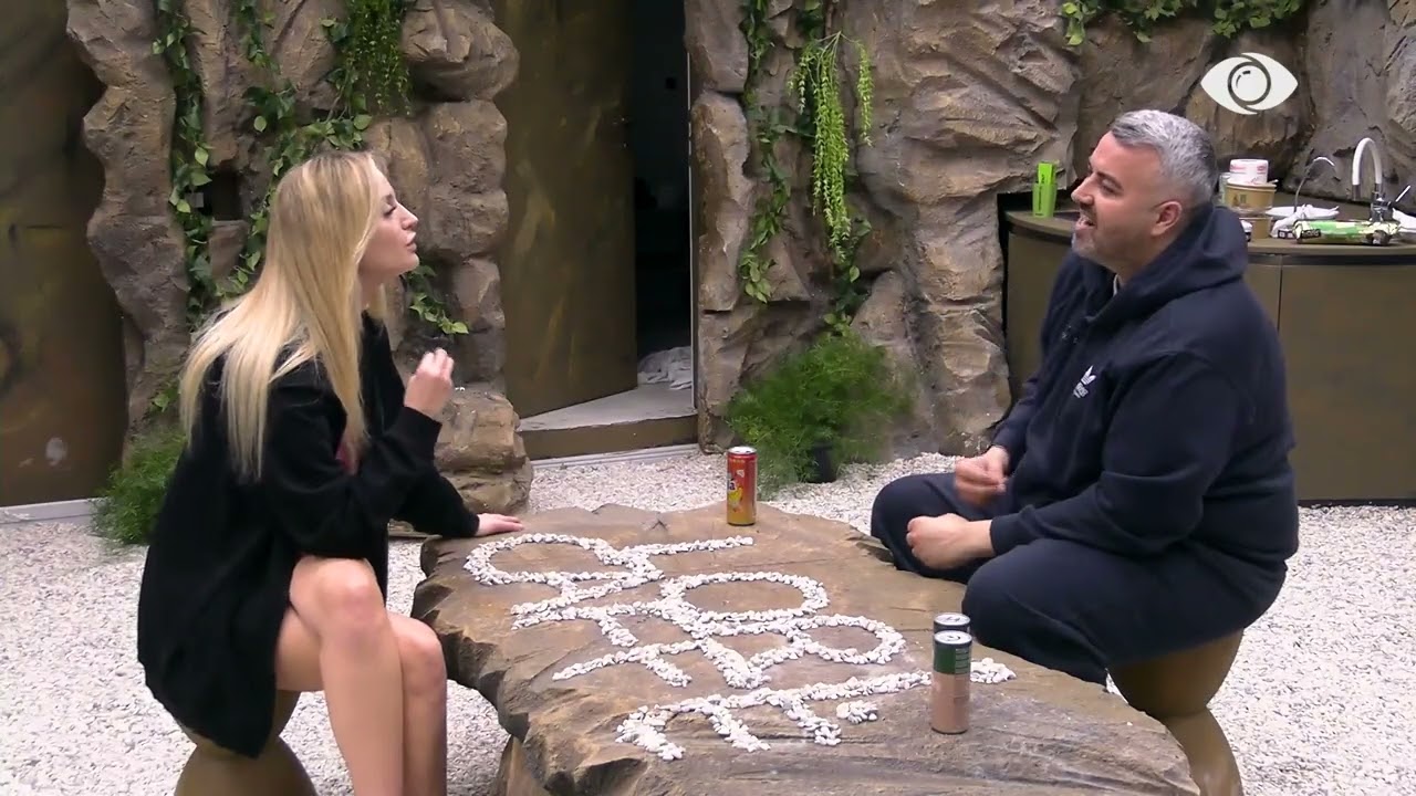 Xhaxhi Gerti nuk reflekton kurrë/ Rogerti i kthehet Selinës: Ishe Barbie, por Ken nuk të zgjodhi