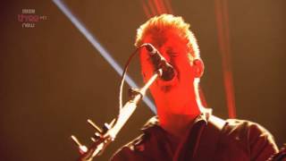 Queens of the Stone Age - I Sat by the Ocean - Live Reading Festival 2014