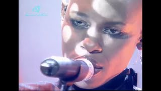 Skunk Anansie - Lately - Live Top of the Pops 06/08/1999