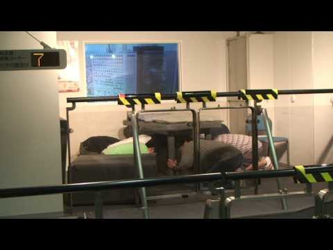 Earthquake Simulator in Tokyo, Japan - Seismic Intensity Level 7