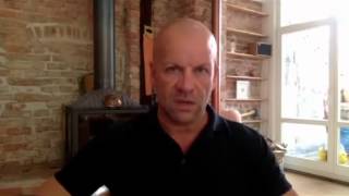 Ansage mit Dennis Nowak