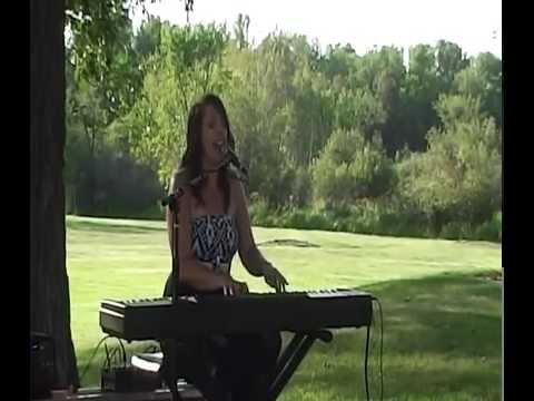 Shannon Curtis in Concert Part 1