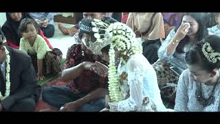 Download lagu WEDDING CLIP SELAWATI & PUAD LIRAMDANI mp3