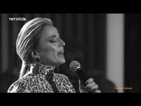 Ayşen Birgor - Yerine Sevemem (CANLI)
