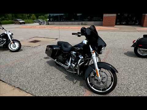 2022 Harley-Davidson Street Glide Grand American Touring