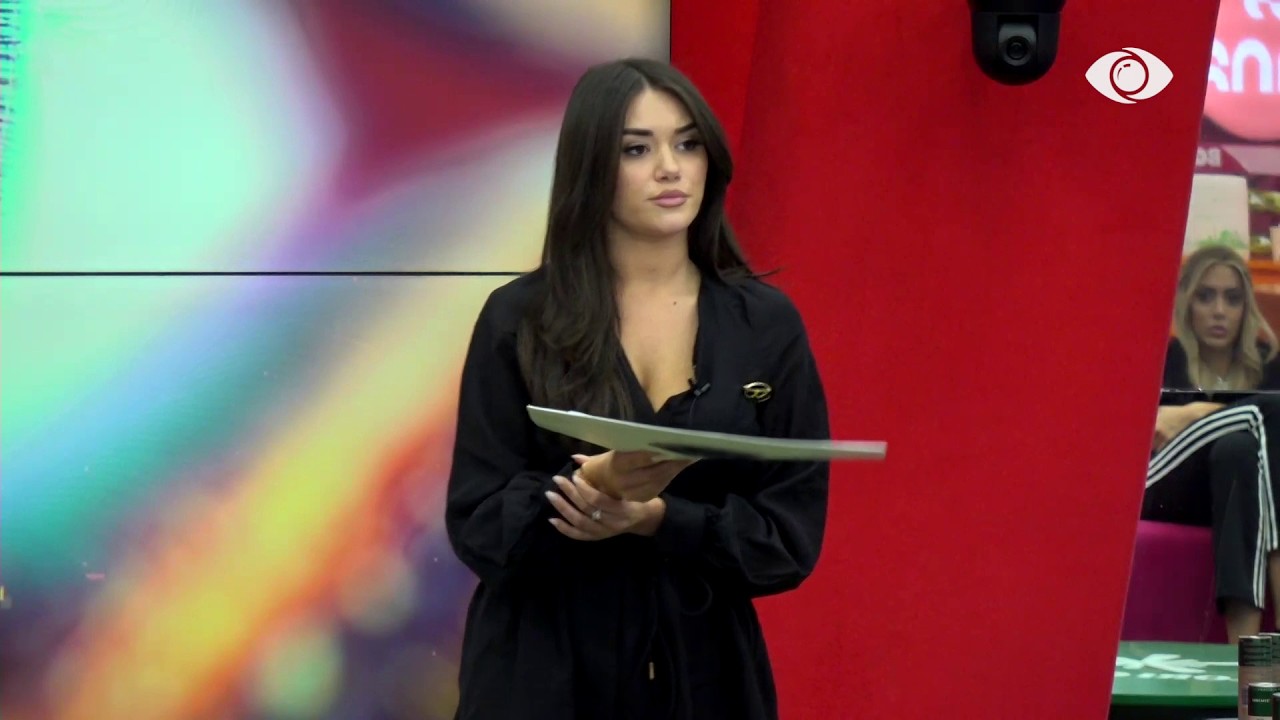 Zarf në shtëpi/ Banorët duhet të zgjedhin një personazh për ta imituar