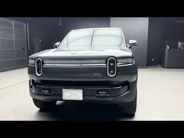 2025 RIVIAN R1S SUV DUAL ELECTRIC MOTORS DUAL LARGE SPORT UTILITY 4D