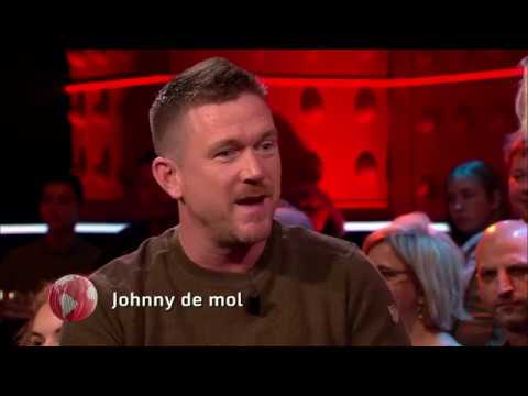 Eerbetoon Johnny de Mol aan voetballer Yakubu