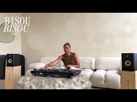 Chill R&B Mix in a Brooklyn Loft | Set 43 | Ceema (Contemporary R&B + Deep Cuts)