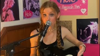 Jennifer’s Body by Hole Tutorial