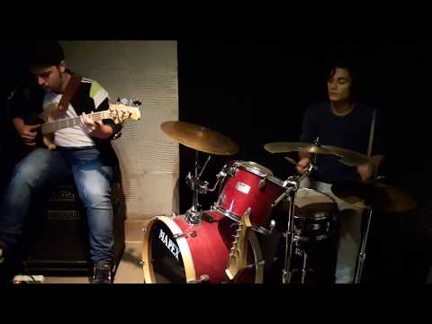 Richard Kruza jr. & Ákos Németh - rehearsing Detroit from Marcus Miller