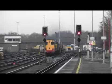 (HD) DRS's 20305 + 37612 Storm Through Tonbridge With THRASH Working 6O62 - 15/1/13