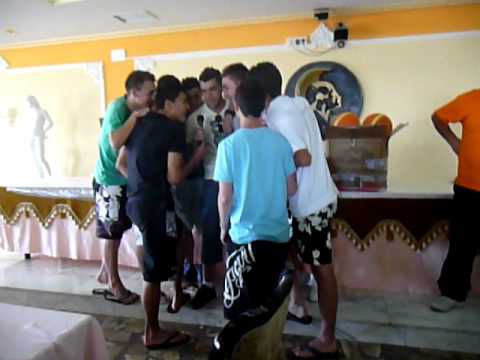 Juveniles C.D. CEBREREÑA cantan "La Campanera"