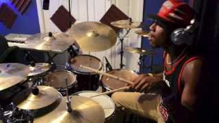 Divante' Davis "Freestyle" {Mary Mary} "The Real Party" [Cover]