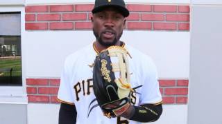 (En español) Starling Marte talks gloves with WPW