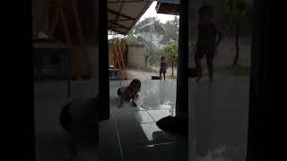 Download lagu Detik detik terpeleset saat masih hujan 👀 mp3 Download lagu Detik detik terpeleset saat masih hujan 👀 mp3