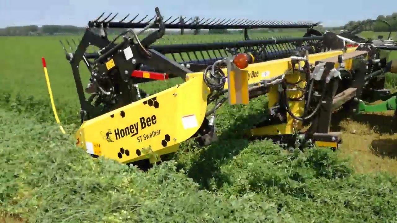 Honey Bee ST 21 traktorra szerelhető rendre arató - előrendelésre is