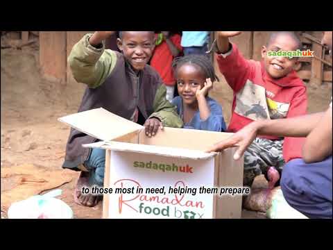 Hand in hand, we help them prepare for iftar and suhoor during Ramadan #ramadan #foodboxes #iftar