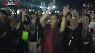 Download lagu ( LIVE ) HAPPY ASMARA ' YANG PENTING HAPPIII ' 76 - HUT DJARUM KE-75th ... AMAZING !!! mp3