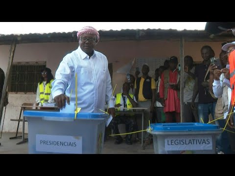 Video Thumbnail: Elections in Guinea-Bissau: outgoing president Embalo casts his vote | AFP