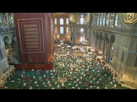 Myslimanët festojnë Kurban Bajramin, celebrimet në botë të kushtëzuara nga pandemia