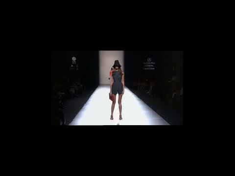 MBFWM 10 Aniversario Juanjo Oliva con joyas de FREYWILLE