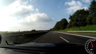 preview picture of video '640bhp Nissan GT-R - Autobahn Acceleration from Roadworks'