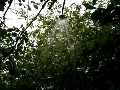 Steine, hüpfen, auf dem Wasser