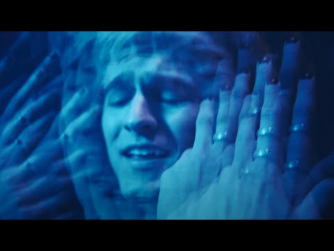 Adam Oh - TRAPPED IN MY MIND (Official Music Video)