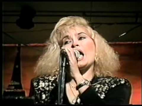 FREDDY ROLAND - Que mal me pagas - En vivo - Trujillo 1997