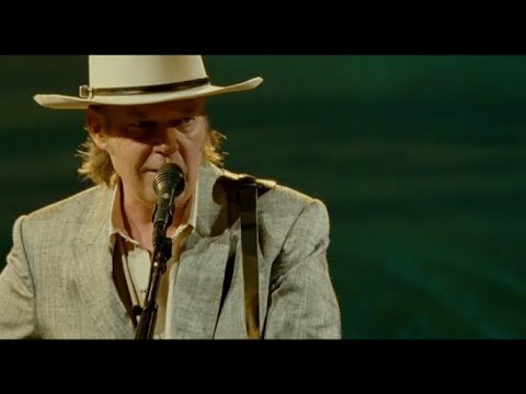 Neil Young - No Wonder (LIVE)