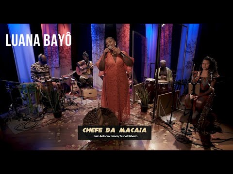 Luana Bayô - Chefe da Macaia (Luiz Antonio Simas/ Suriel Ribeiro)
