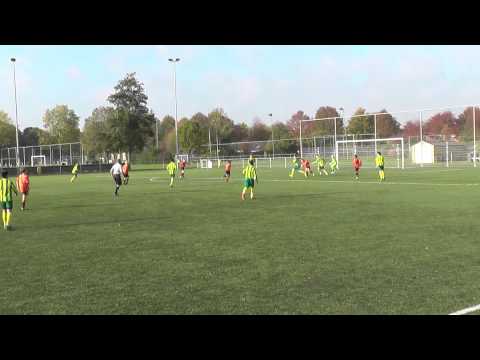 26 okt 2013 Brederodes D2 - VV De Meern D4 com 2-1 Keeper Brederodes brengt redding op inzet Delano