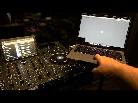 DENON DJ PRIME 4+ and SoundSwitch
