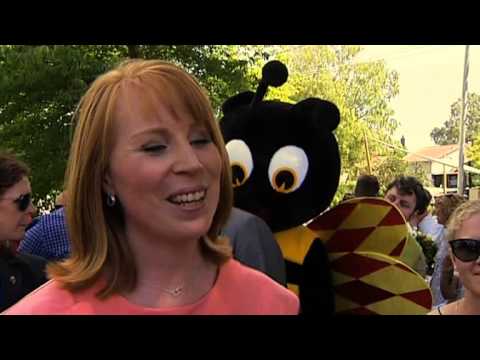 Annie Lööf sist ut i Almedalen - Nyheterna (TV4)