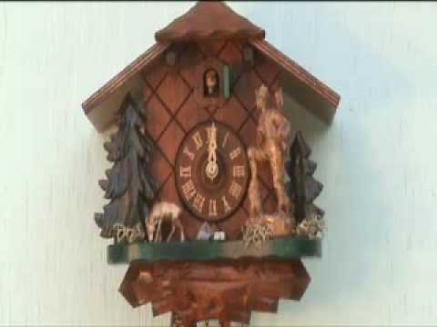 Chalet Cuckoo Clock with Hunter, Dold Uhren  Model #1-771