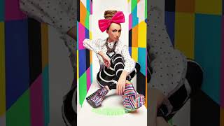 Download lagu Guess the Origin: Real photo or AI Art? 5 sek non stop Photo Mystery design mp3