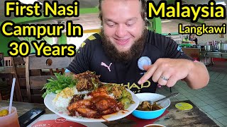 🇲🇾 MALAYSIAN NASI CAMPUR BREAKFAST BUFFET AND SUNSET CRUISE | LANGKAWI, MALAYSIA