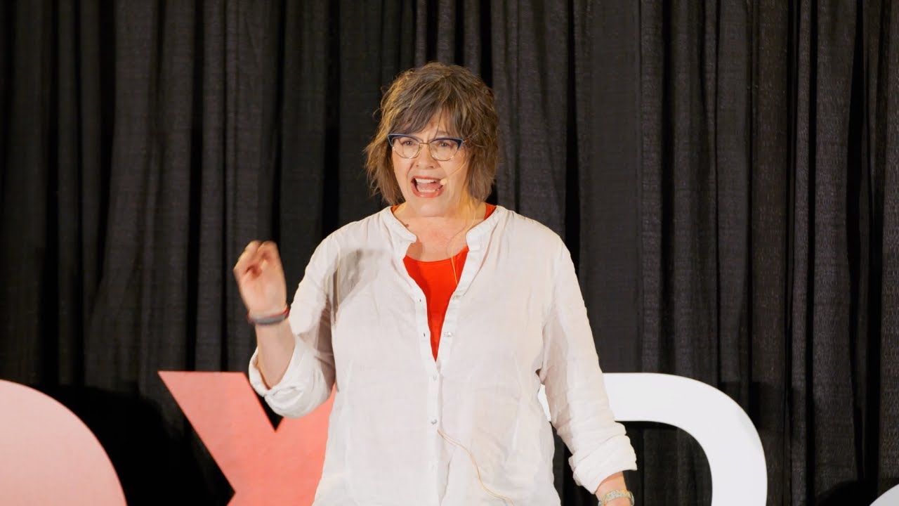 Kim Korven on stage