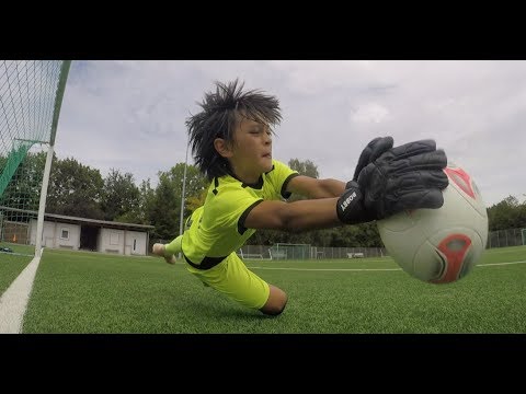 11Y GK Bobby - Uhlsport Black Edition Junior Test
