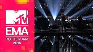Lukas Graham – You&#39;re Not There / 7 Years (Live from the 2016 MTV EMAs)