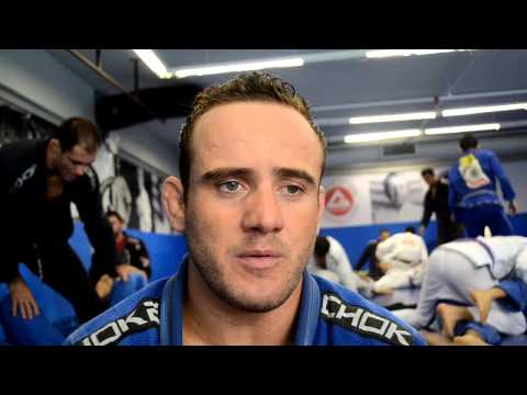 He-Man enfrenta ex-TUF Brasil pelo cinturão do MMA Grand Prix