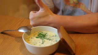 Смотреть онлайн Сырный суп с курицей и плавленым сыром