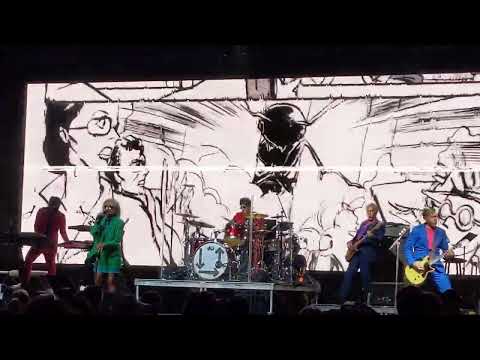Blondie "Hanging on the Telephone" Live @ Leaders Bank Pavilion , Boston, MA [08-29-22]